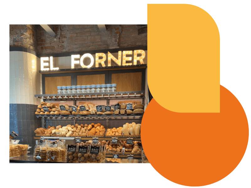 Èl Forner - scaffale con prodotti artigianali del negozio di Via San Faustino a Brescia